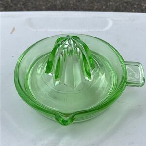 Green Glass Citrus Juicer Reamer